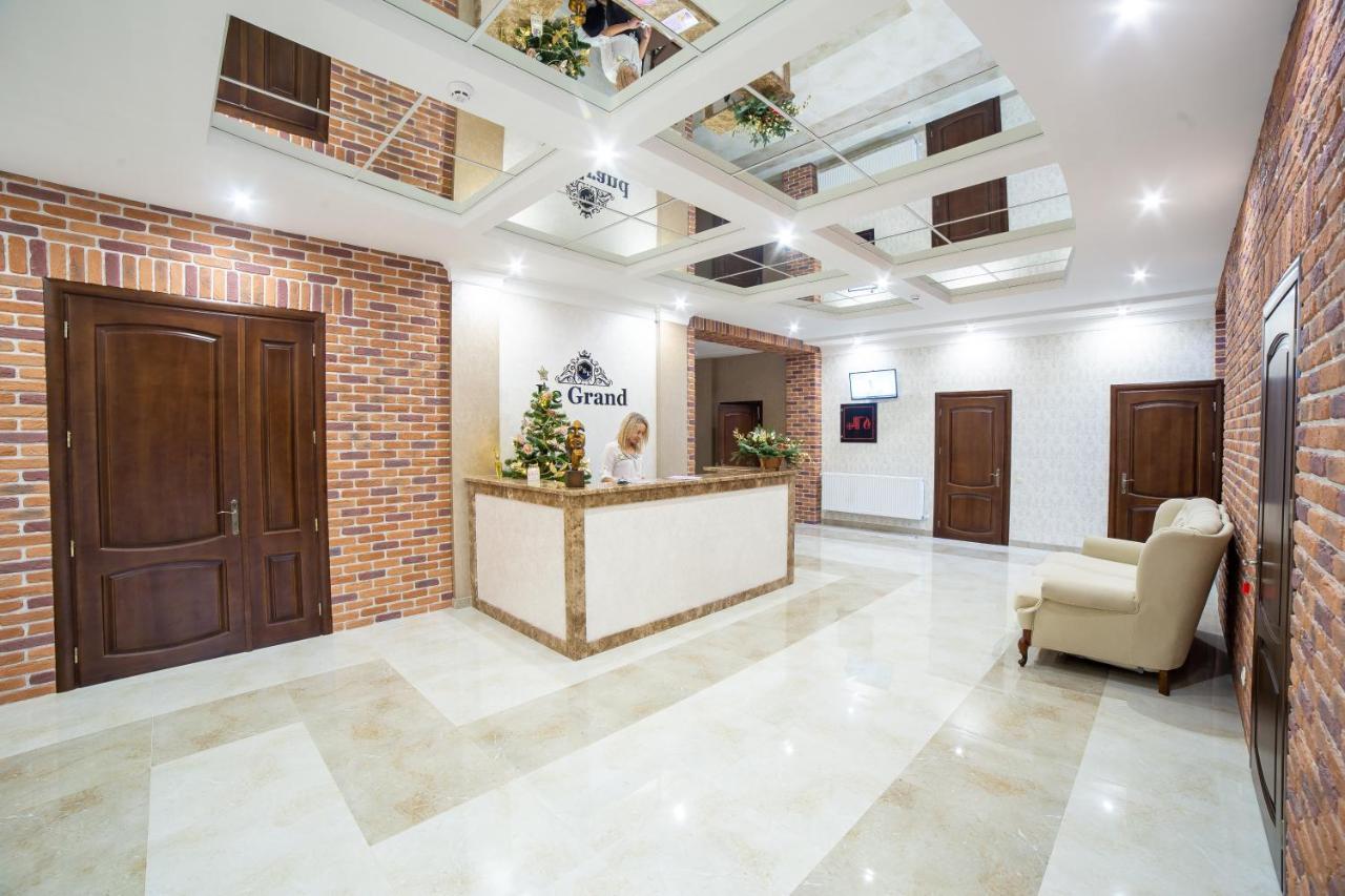 Legrand Hotel Sztrij Kültér fotó